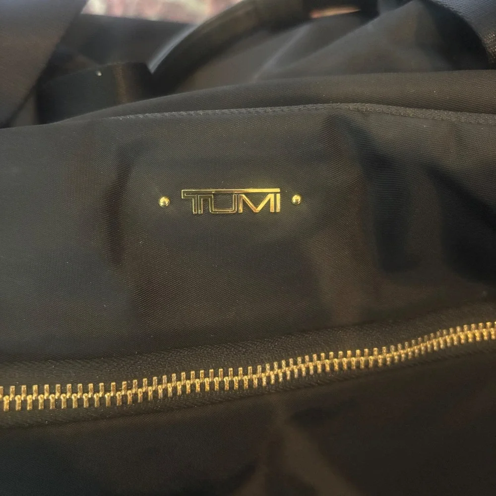 Tumi T-Tech Black Ballistic Nylon Tri-Fold Garment Bag Travel Suit Carrier